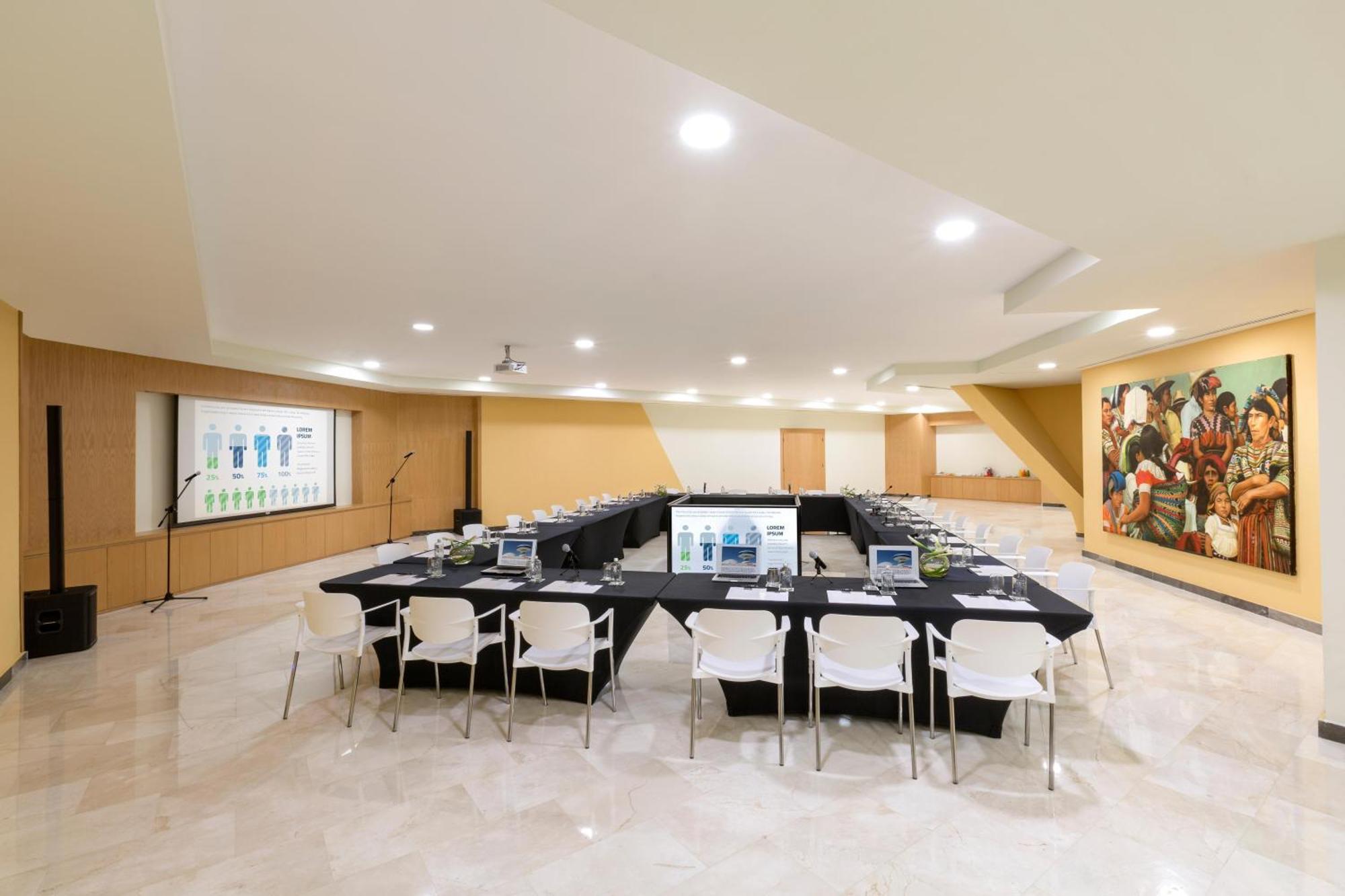 The Pyramid Cancun By Oasis Экстерьер фото Meeting room
