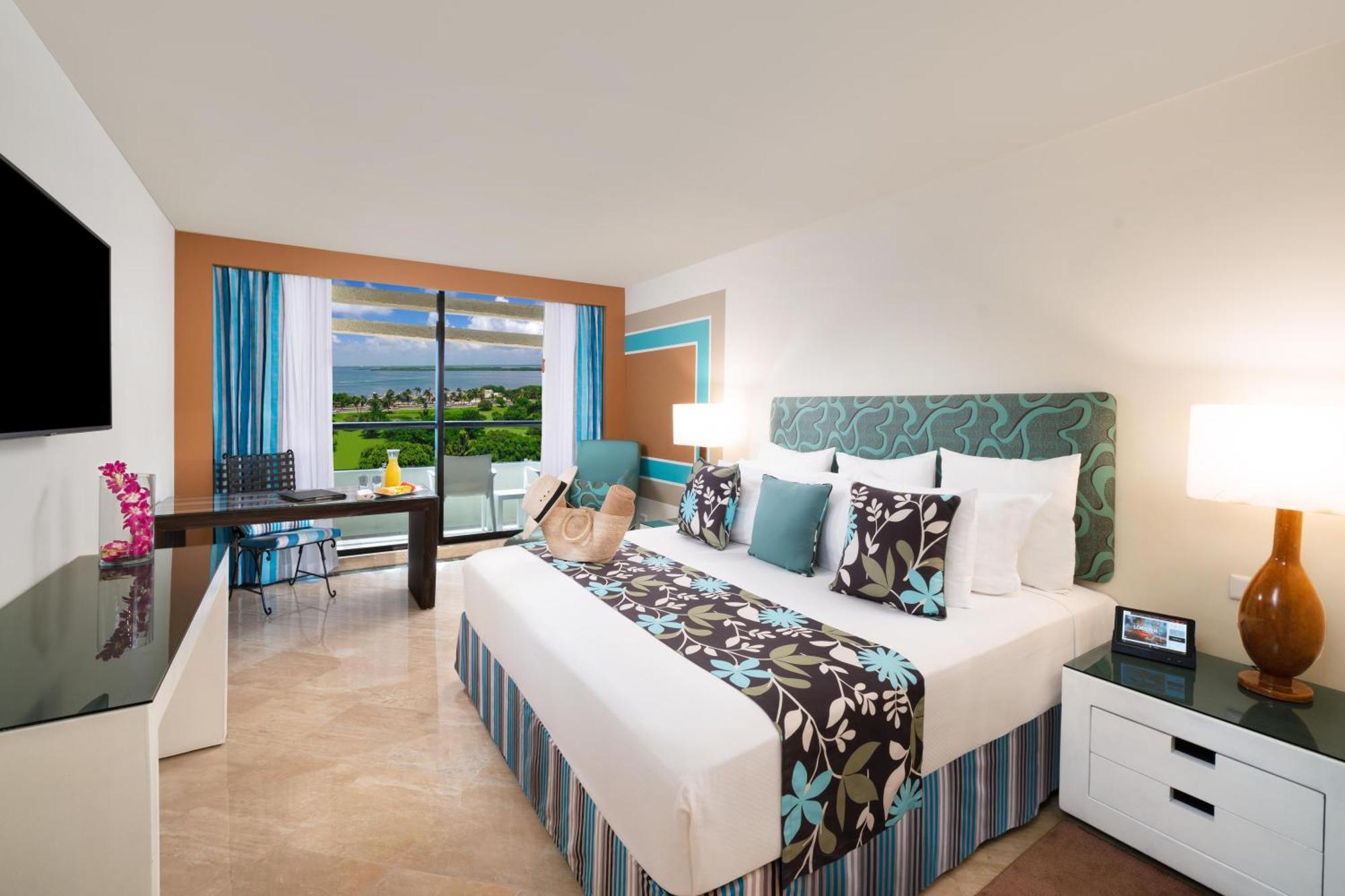 The Pyramid Cancun By Oasis Экстерьер фото Junior Suite