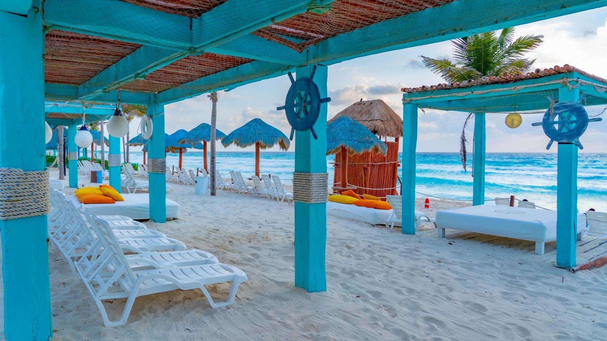The Pyramid Cancun By Oasis Экстерьер фото Beach in Tulum
