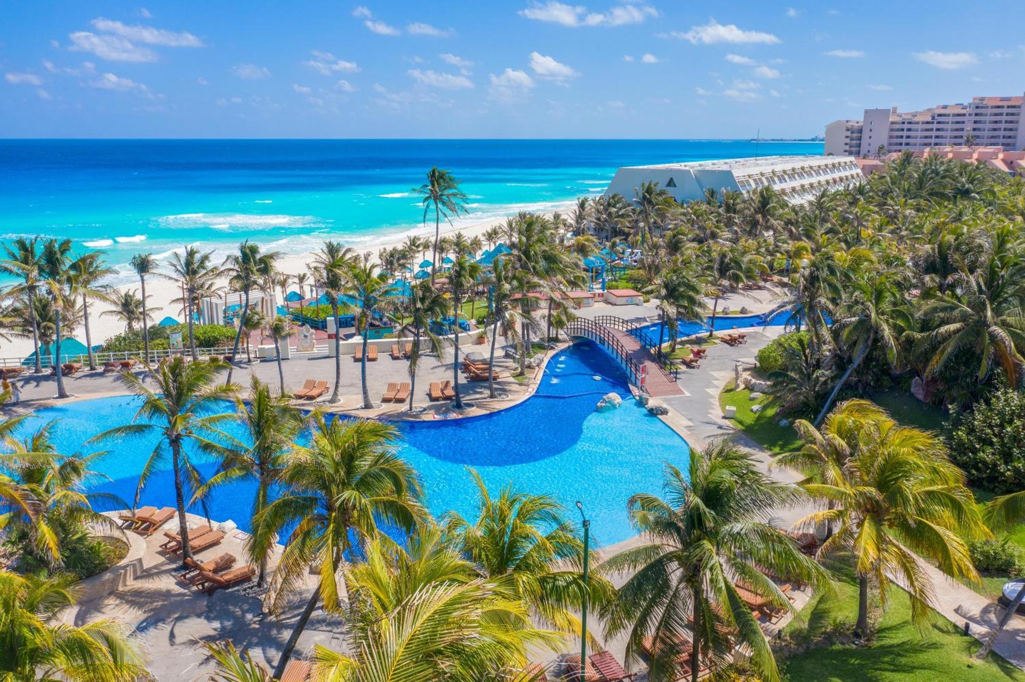 The Pyramid Cancun By Oasis Экстерьер фото Cancún